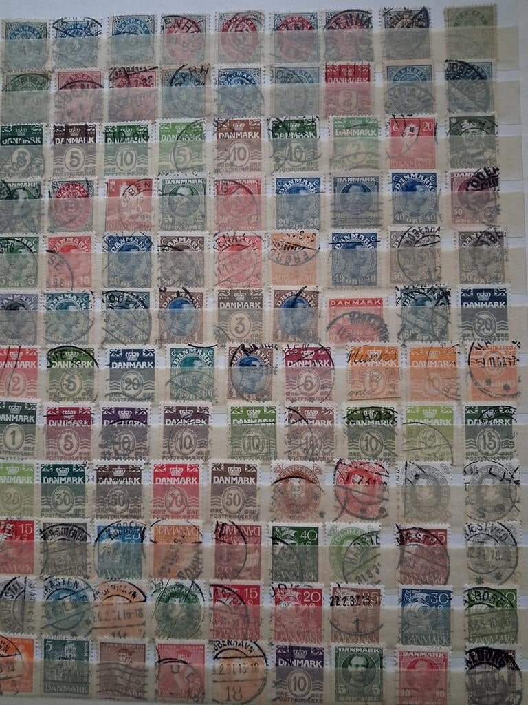 Album /** Pays nordiques Suède Danemark Finlande.., Timbres & Monnaies, Timbres | Europe | Scandinavie, Envoi, Norvège, Affranchi