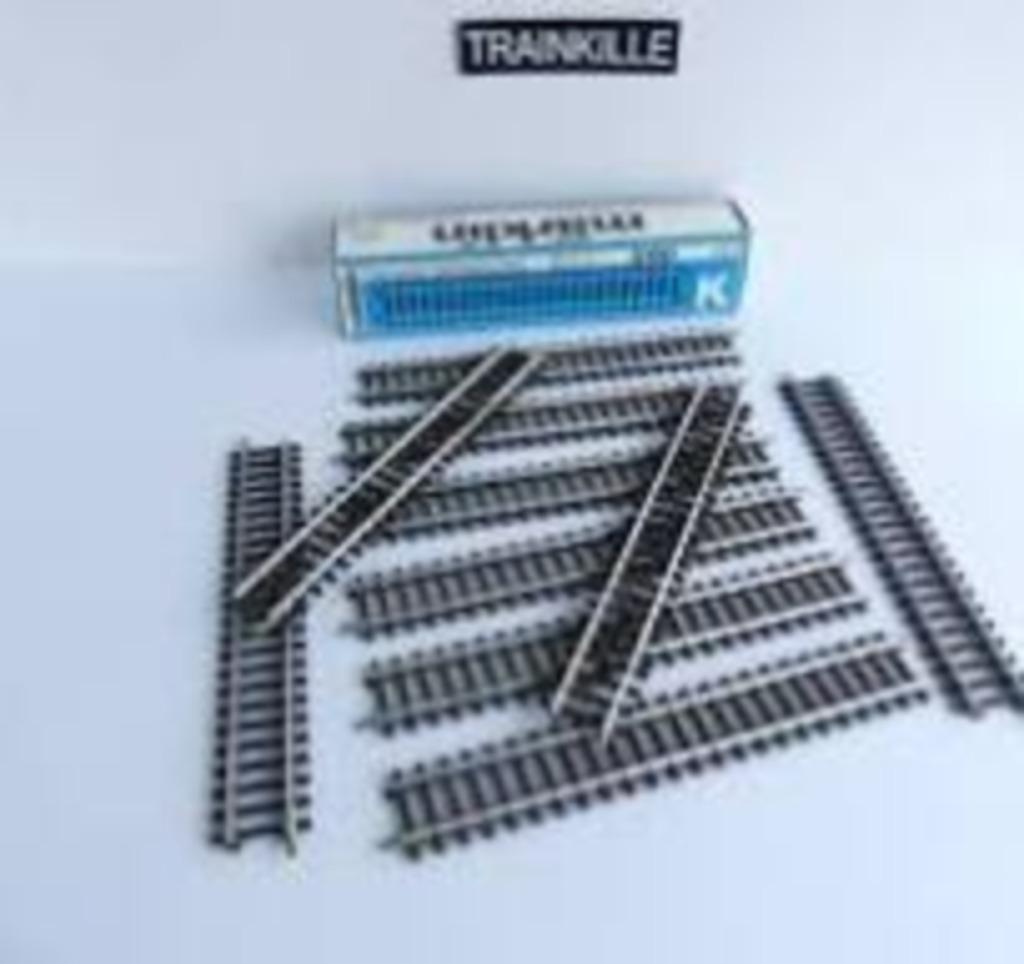 2100 MARKLIN HO - 10 x rails droits en K 180 mm x 10, Analogique, Enlèvement ou Envoi, Courant alternatif, Rails