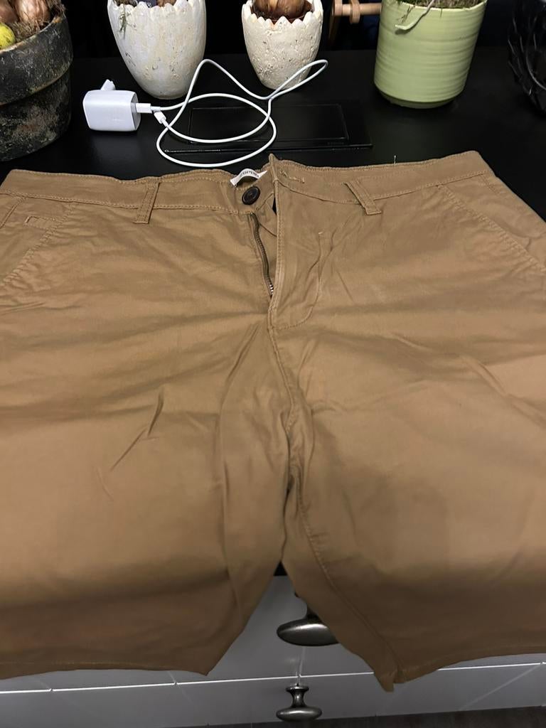 Mooie cognac kleurige heren short maat 34 Esprit, Kleding | Heren, Broeken en Pantalons, Maat 52/54 (L), Bruin, Nieuw, Ophalen of Verzenden