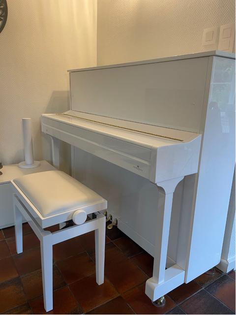 Perzina UP-115 wit hoogglans, Ophalen, Wit, Zo goed als nieuw, Piano