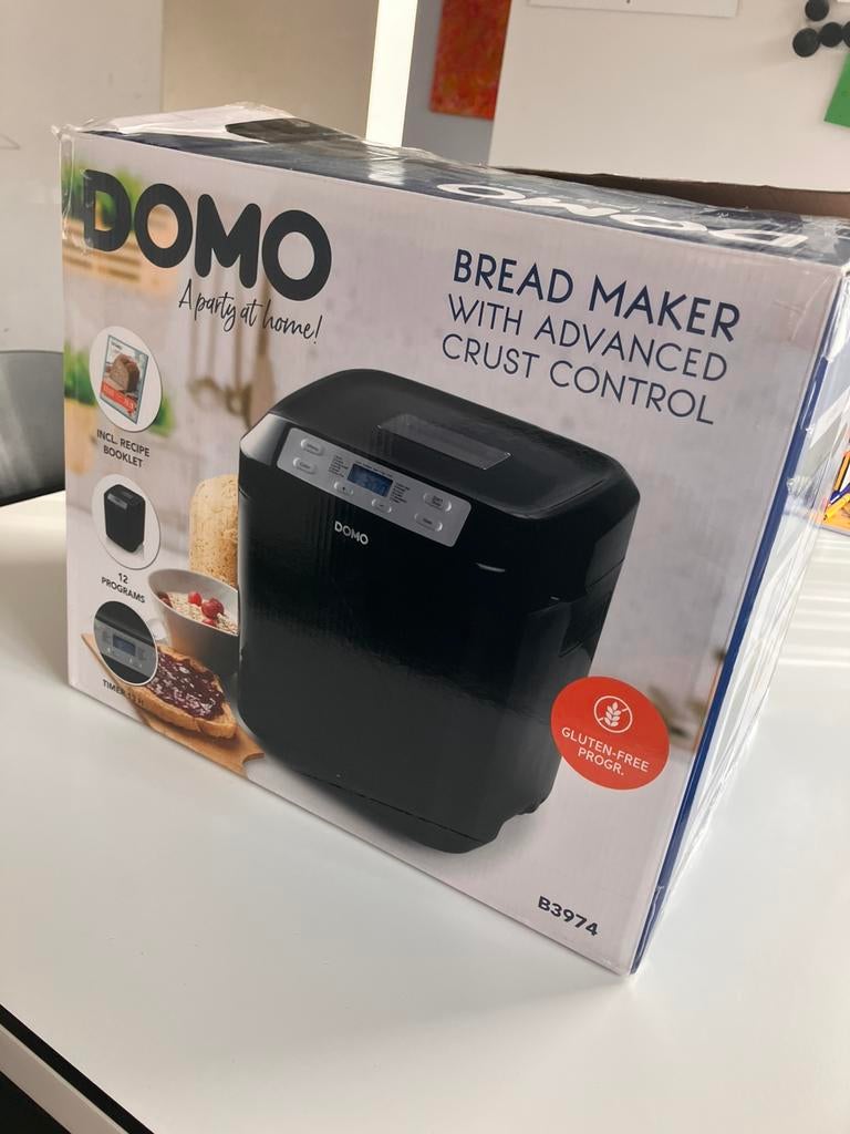 Domo B3974, Electroménager, Plus de 10 programmes, 800 à 1200 grammes de pâte, Enlèvement, Utilisé