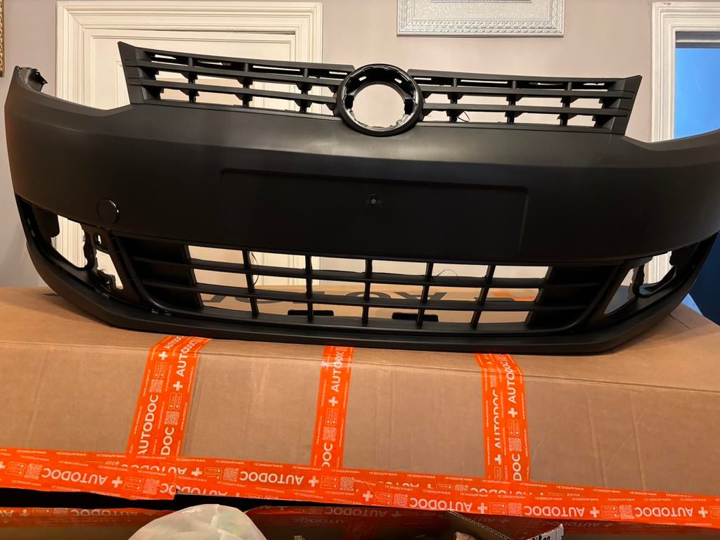 A vendre pare choc avant vw caddy, Neuf, Pare-chocs, Volkswagen, Enlèvement