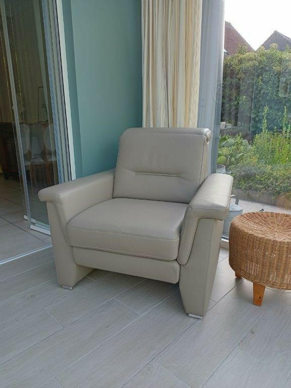 Electrische lederen relax, Ophalen, Zo goed als nieuw, 75 tot 100 cm, Leer