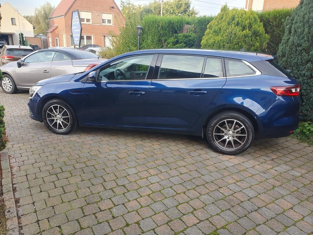 Renault Megane 1200cc Energy Limited, Voorwielaandrijving, Stof, Euro 6, 4 cilinders