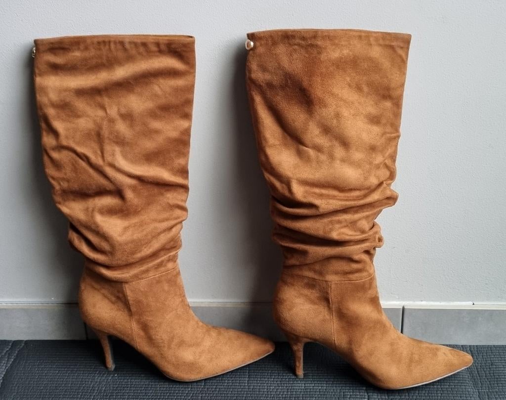 Prachtige gloednieuwe hoge laarzen, Steve Madden, maat 39, Kleding | Dames, Schoenen, Ophalen of Verzenden, Hoge laarzen