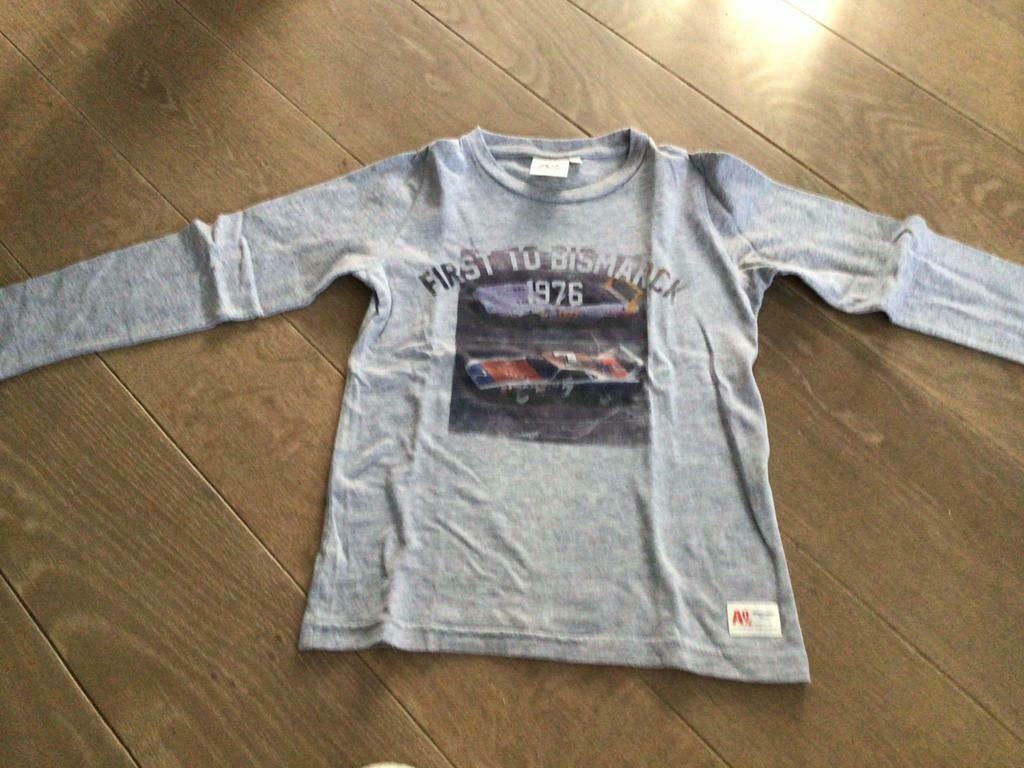 Longsleeve american outfitters 6 jaar, nieuwstaat, Zo goed als nieuw, Shirt of Longsleeve, Jongen, Verzenden