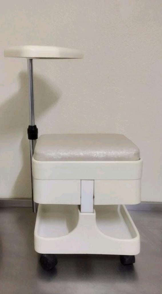 Space age assise & roulettes rare original plateau réglable, 25 à 50 cm, Moins de 100 cm, Design professionnel soins des mains