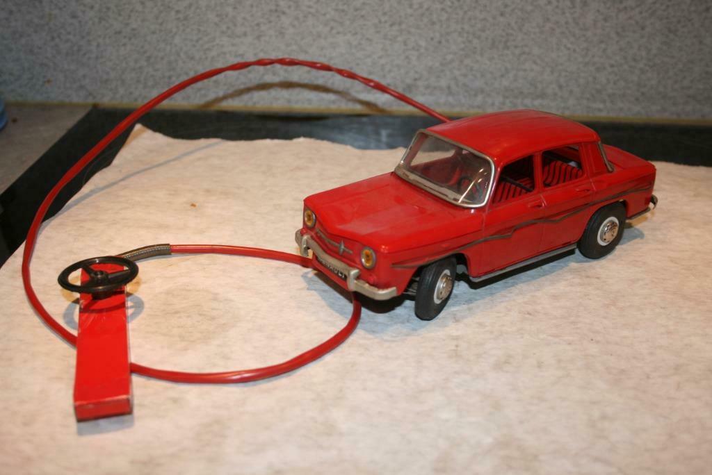 Renault R8 met kabelbediening, Ophalen of Verzenden, Gebruikt, Auto
