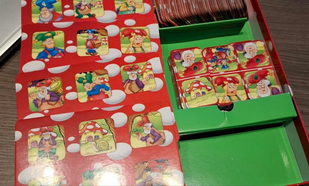 Plop 4 in 1 Studio 100 lotto puzzel memo domino € 8, Enlèvement ou Envoi, Comme neuf