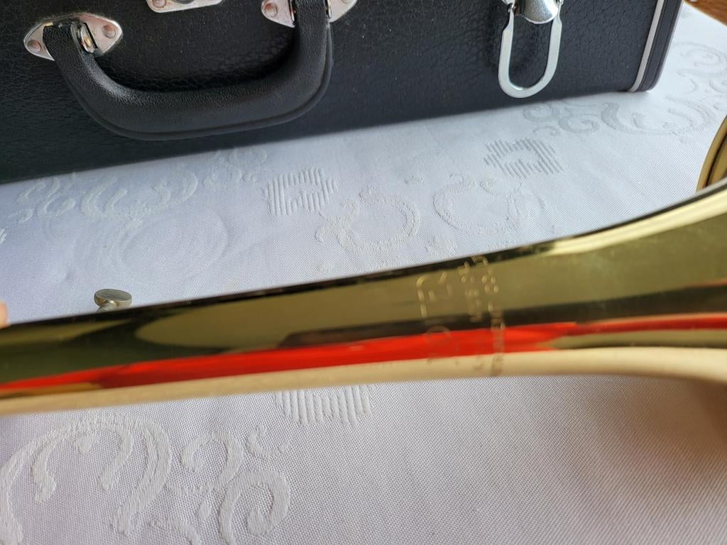 Mini trombone à jouer comme trompette. Jupiter, comme neuf., Musique & Instruments, Instruments à vent | Trombones, Enlèvement ou Envoi