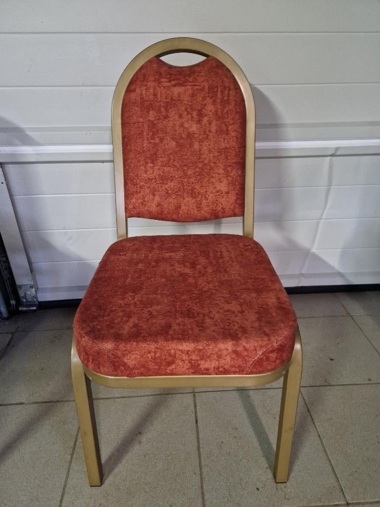 Chaises en velours et cadre métallique, Maison & Meubles, Chaises, Tissus, Enlèvement, Avec dos arrondi, Autres couleurs