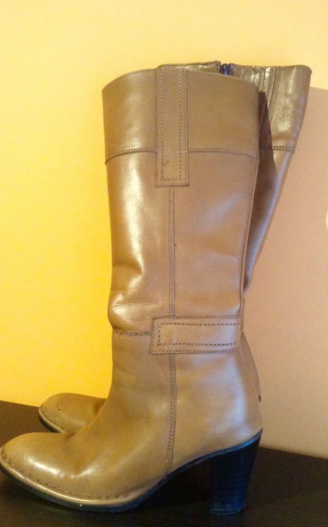 Chaussures à talon de marque p.37, Enlèvement ou Envoi, Comme neuf