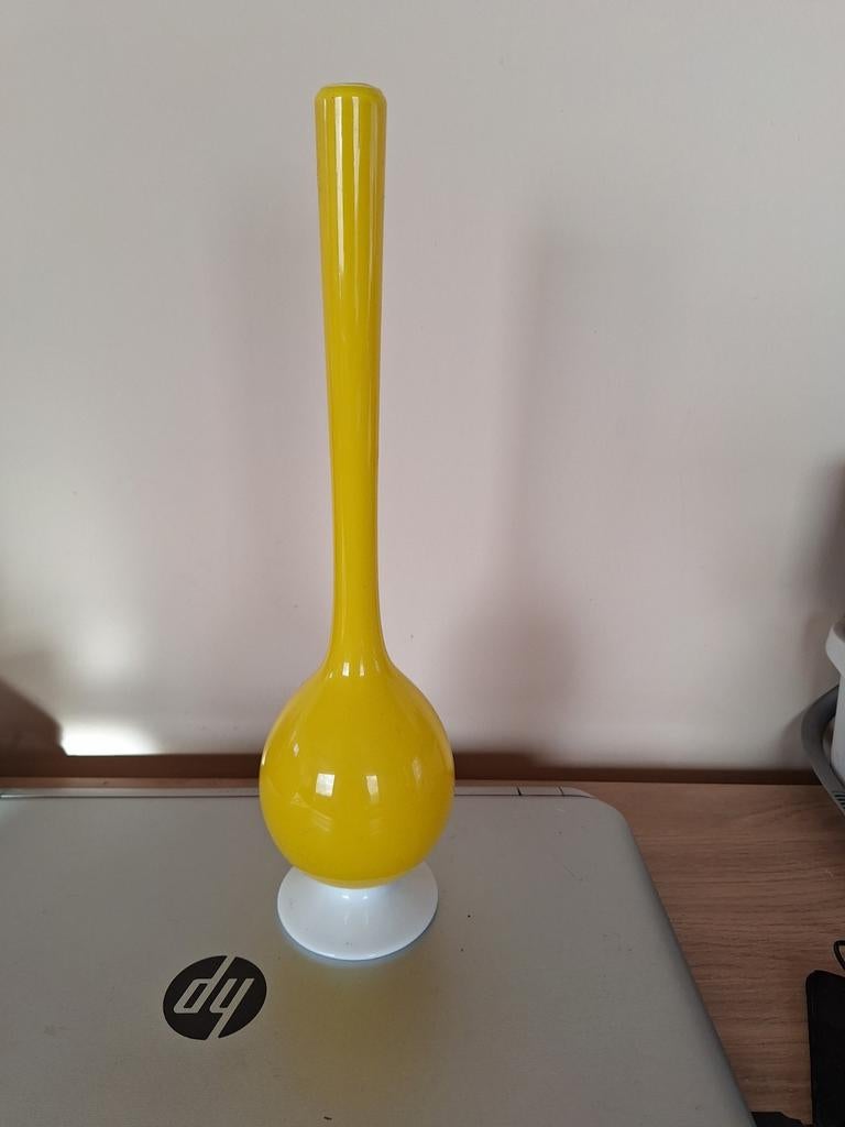Gele vaas, Huis en Inrichting, Woonaccessoires | Vazen, Ophalen, Geel
