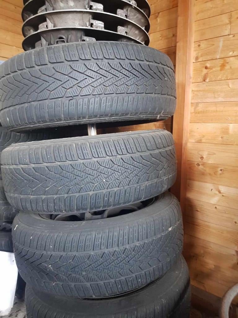 4 winterbanden + velgen, Ophalen, Winterbanden, Velg(en)