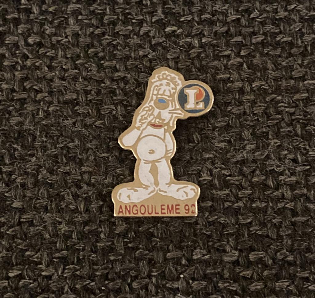 PIN - E. LECLERC, Collections, Envoi, Utilisé, Autres sujets/thèmes, Insigne ou Pin's