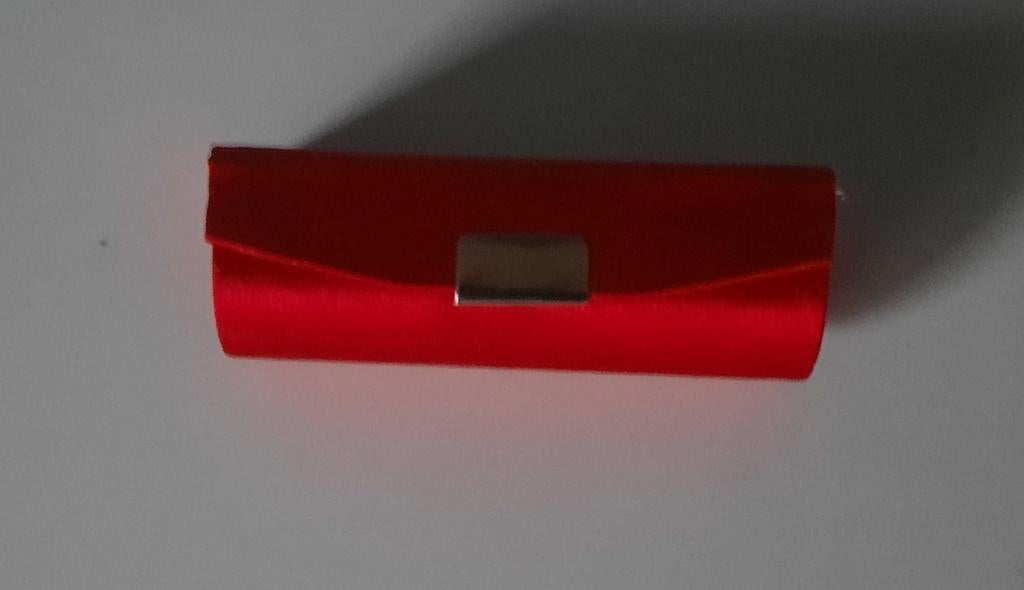 Zya Collection lippenstift houder/etui, Handtassen en Accessoires, Uiterlijk | Mondverzorging, Ophalen of Verzenden, Lipbalsem