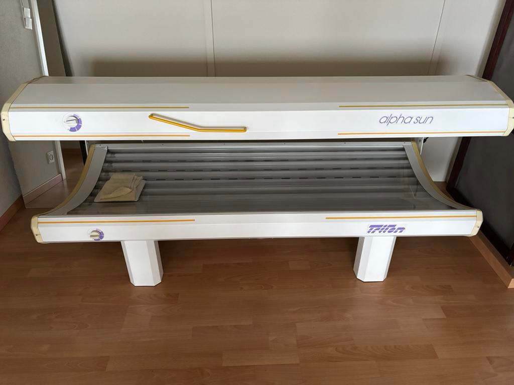 Zonnebank, Ophalen, Zo goed als nieuw