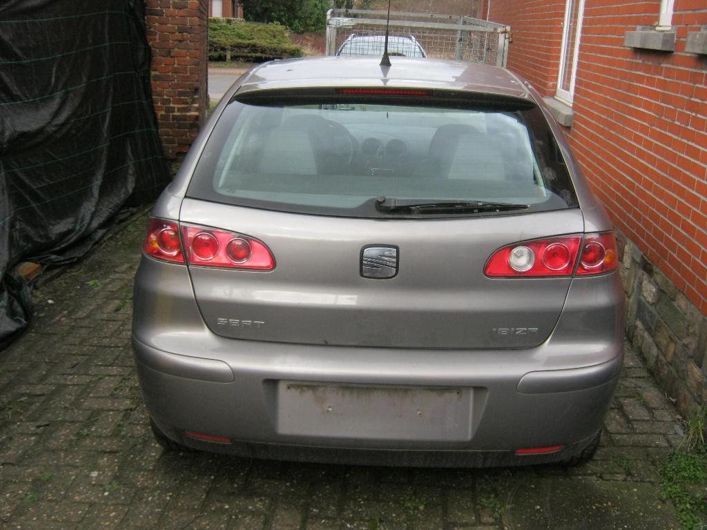 Toutes les pièces pour Seat Ibiza 1.2i essence 2004, Autos, Argent ou Gris, Achat, Boîte manuelle, Ibiza