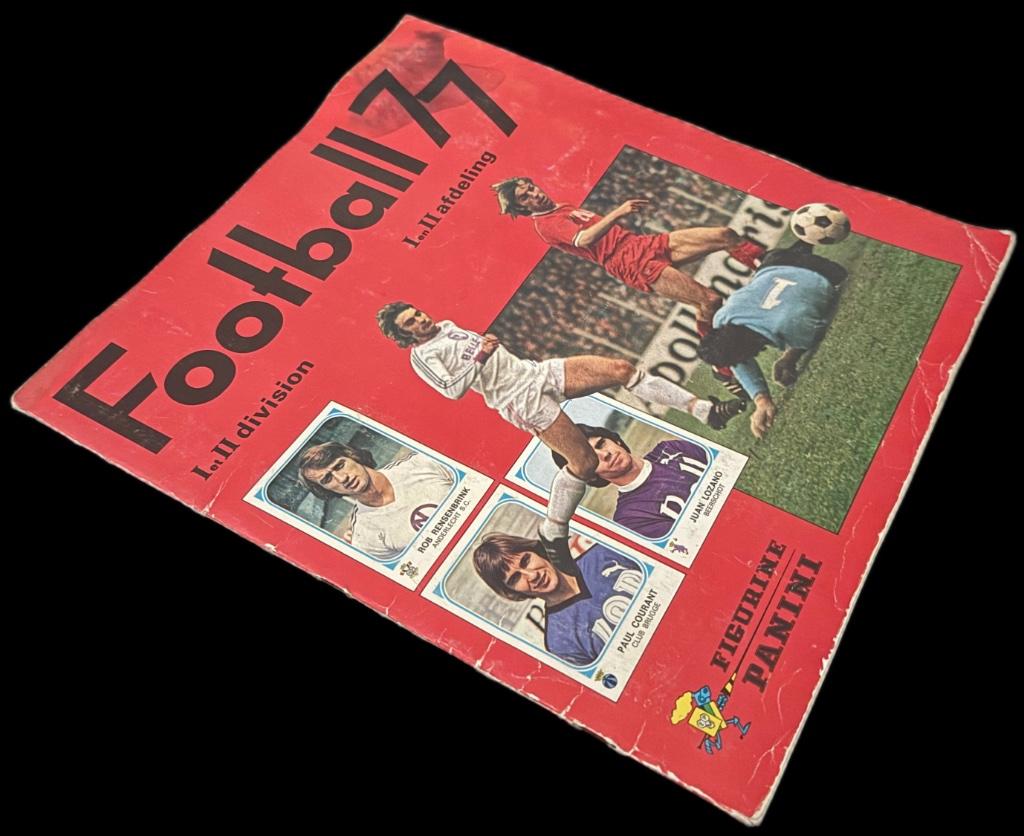 Panini Football 77 Compleet Sticker Album Boek 1977, Collections, Envoi