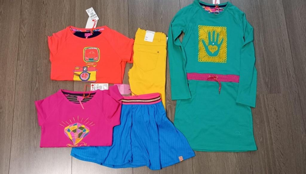 pakketje nieuwe meisjeskleding maat 146, Neuf, Enlèvement ou Envoi, Autres types, Kidz art