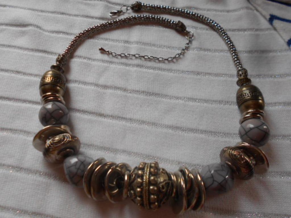 3 € piece, collier, ceinture, broche, boucles, au choix, Bijoux, Sacs & Beauté, Colliers, Comme neuf, Synthétique, Avec strass