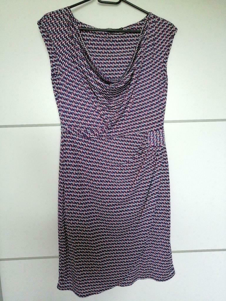 Robe Lola Liza 38, Rouge, Taille 38/40 (M), Enlèvement ou Envoi, Au-dessus du genou