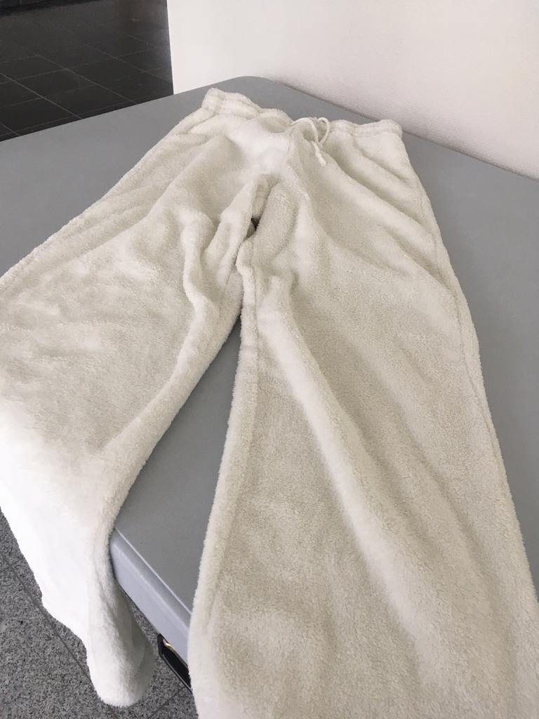 Vrijetijdsbroek Smal., Enlèvement