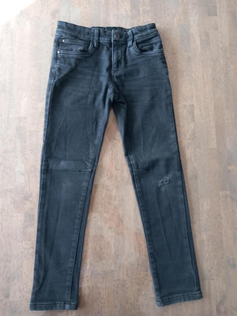 zwarte distressed jeans broek maat 140 c&a, Kinderen en Baby's, Kinderkleding | Maat 140, Broek, C&A, Ophalen of Verzenden, Zo goed als nieuw