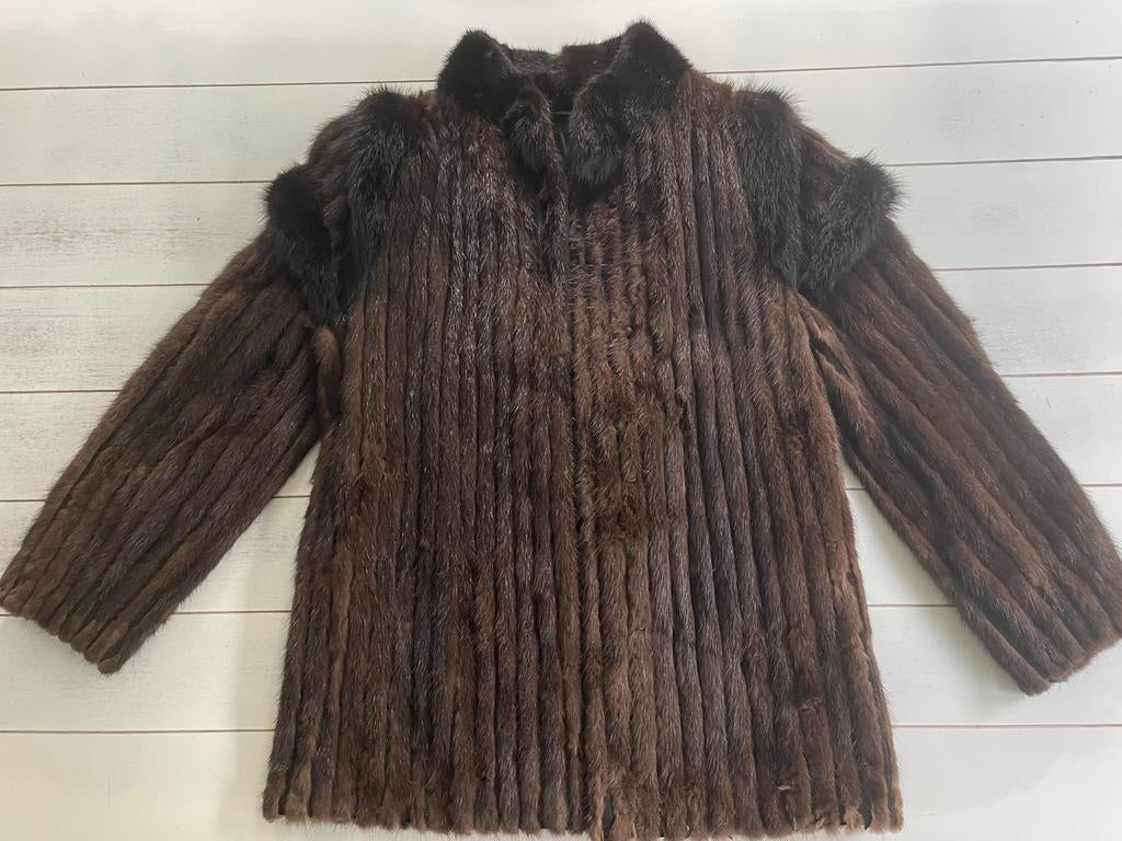 Veste en véritable fourrure:queues renard SAGA MINK:qualité., Taille 38/40 (M), Enlèvement ou Envoi, SAGA MINK, Brun