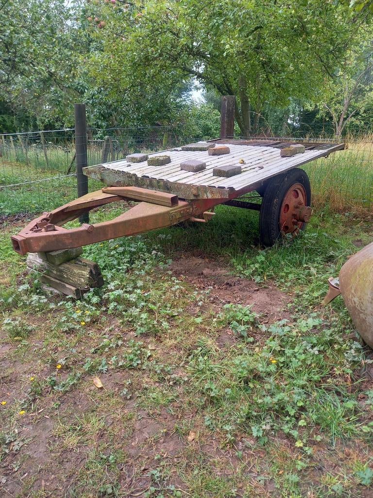 Platte kar tractor, Zakelijke goederen, Ophalen