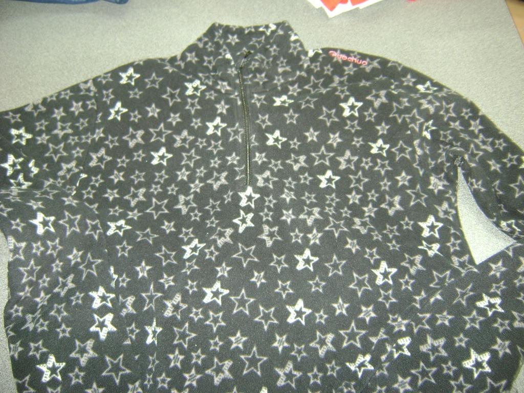 nouveau pull polaire en taille 164, Enfants & Bébés, Enlèvement ou Envoi, Neuf, Garçon ou Fille, Pull ou Veste