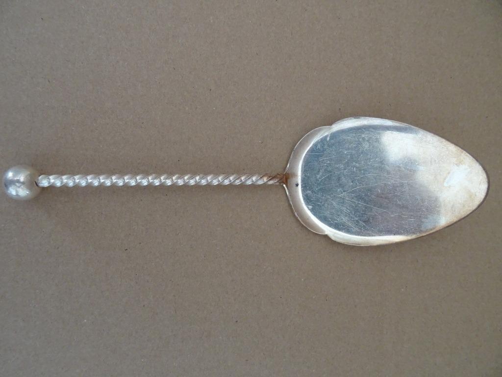Cuillère à tarte antique Cuillère à gâteau en métal argenté, Antiquités & Art, Antiquités | Couverts, Enlèvement ou Envoi