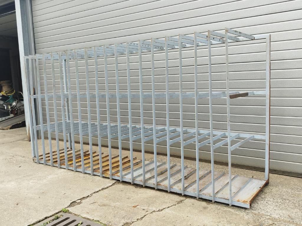 Metaal / platen rek / lengte x hoogte x diepte 315x150x70cm, Doe-het-zelf en Bouw, Ophalen, Overige materialen, Platen rek, Geen idee