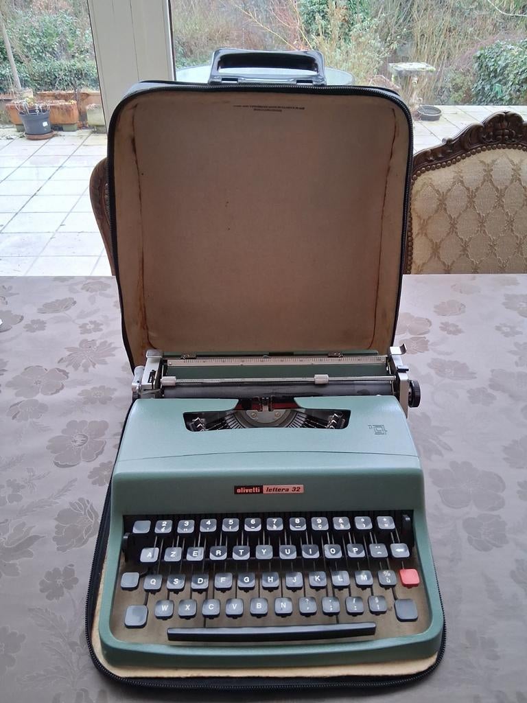 Typemachine olivetti, Verzamelen, Ophalen