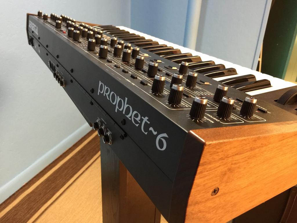 Sequential Prophet-6 – Analoge synthesizer (topstaat), Muziek en Instrumenten, Ophalen, Zo goed als nieuw