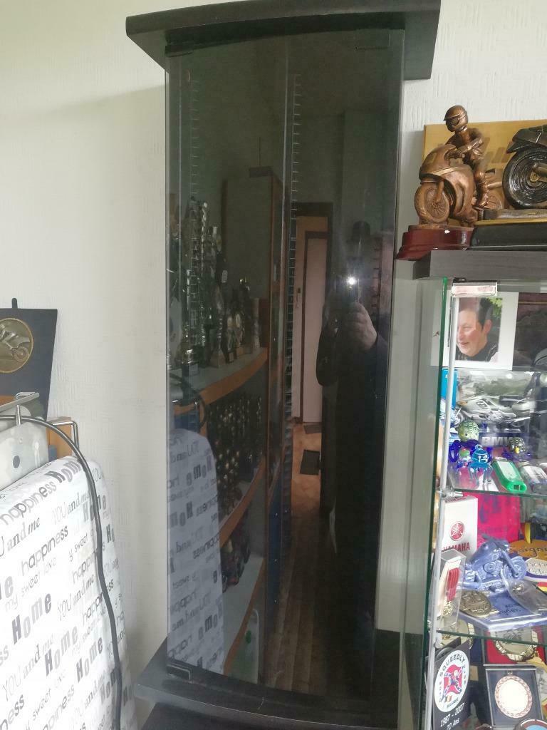rack, étagère, armoire, tour pour cd, Enlèvement, Bois, CD, 75 à 150 disques