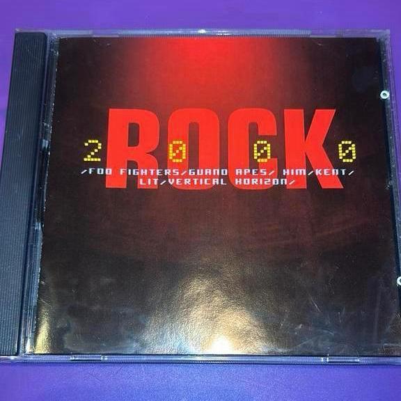 ALS NIEUW CD ROCK 2000 !, Cd's en Dvd's, Ophalen of Verzenden, Zo goed als nieuw