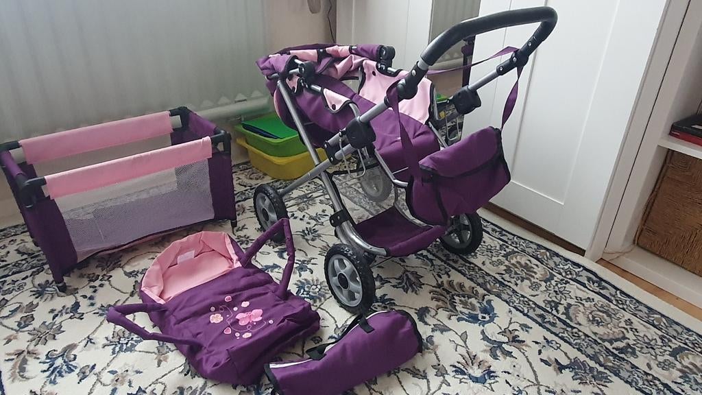 Poussette pour poupée, Enfants & Bébés, Jouets | Poupées, Enlèvement