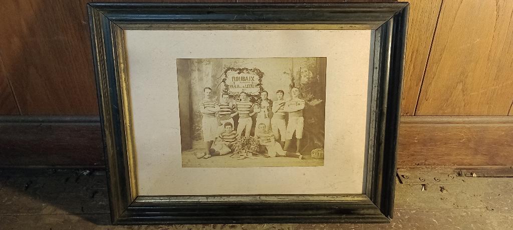 Photo ancienne, équipe de gymnastique de Roubaix, n281, Antiquités & Art, Enlèvement ou Envoi, Photo, Photographie