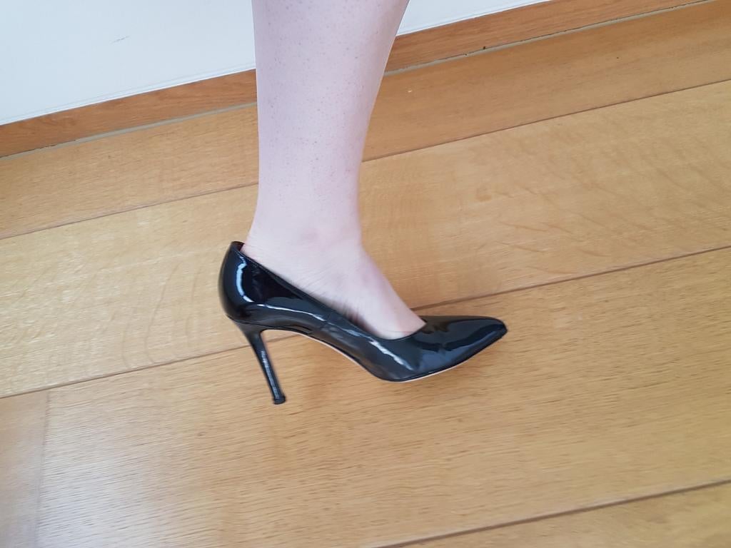 Zwarte laklederen pumps maat 37,5, Kleding | Dames, Schoenen, Zo goed als nieuw, Pumps, Zwart, Ophalen of Verzenden