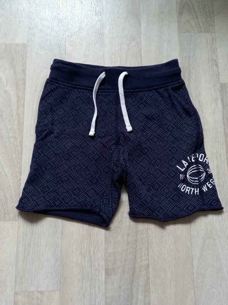 Katoenen short H&M maat 104, Kinderen en Baby's, Kinderkleding | Maat 104, Broek, H&M, Ophalen of Verzenden, Zo goed als nieuw
