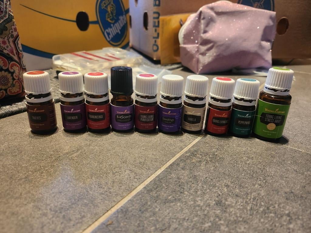 Young living, Enlèvement
