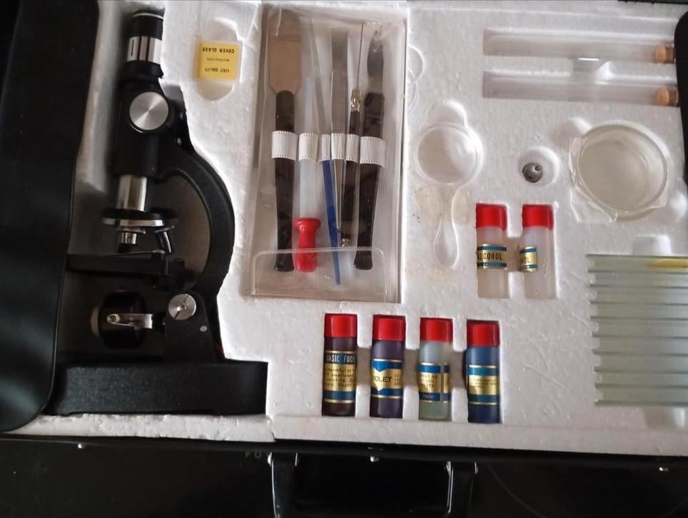 Boite à microscope jamais utilisé, Enlèvement ou Envoi, Neuf