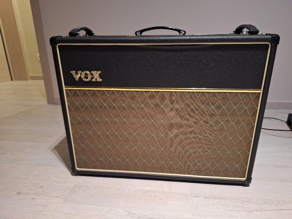 VOX AC30 BLUE ALNICO 850€ discutable, Musique & Instruments, Amplis | Basse & Guitare, Enlèvement, Comme neuf, Guitare, Moins de 50 watts