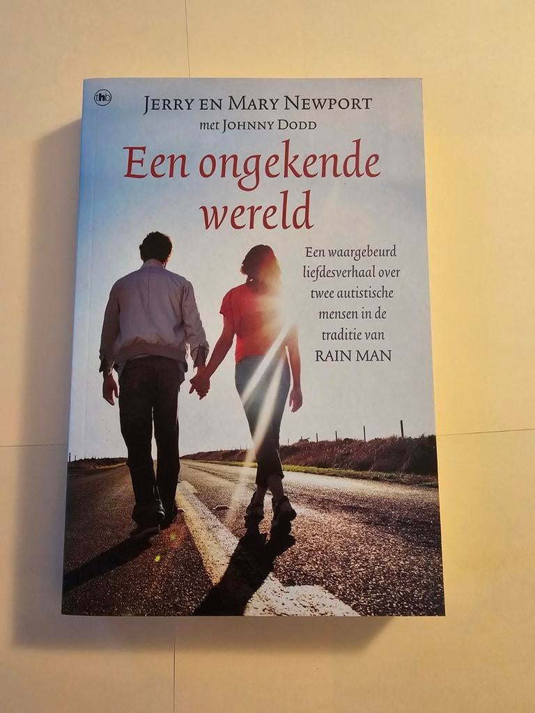 J. Newport - Een ongekende wereld, Ophalen of Verzenden, Zo goed als nieuw, J. Newport; M. Newport