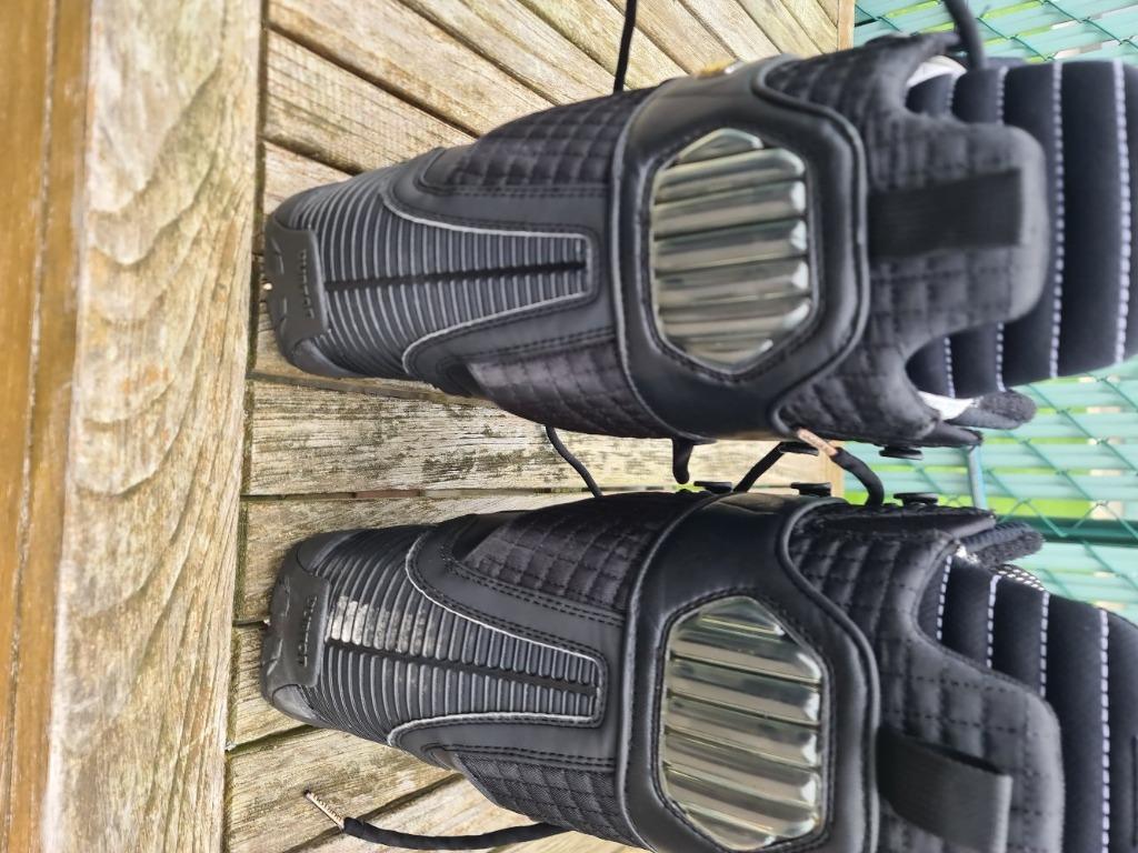 Bottes de snowboard, Enlèvement, Comme neuf, Bottes de neige