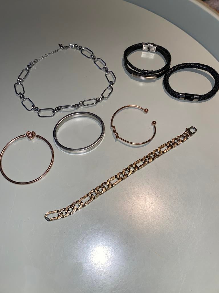 7 juwelen.   Stainless steel., Ophalen, Zo goed als nieuw