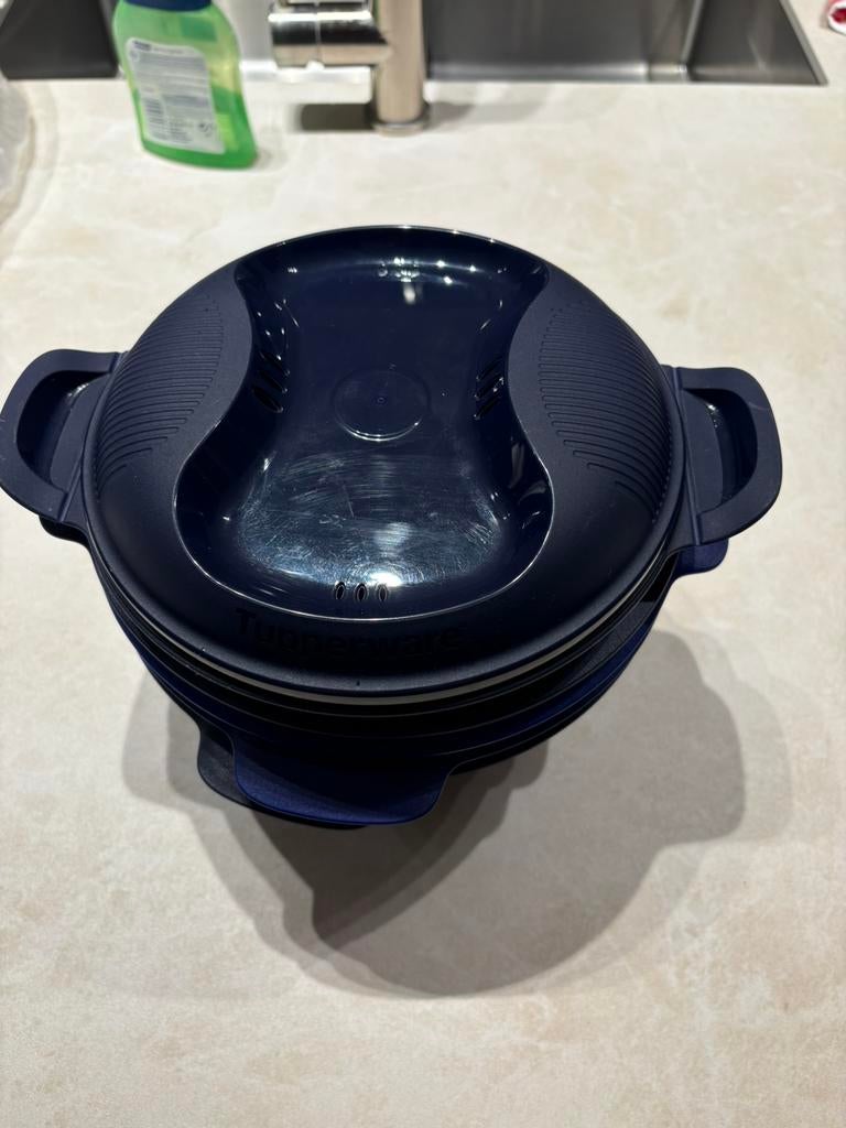 Tupperware micro urban millenial, Enlèvement