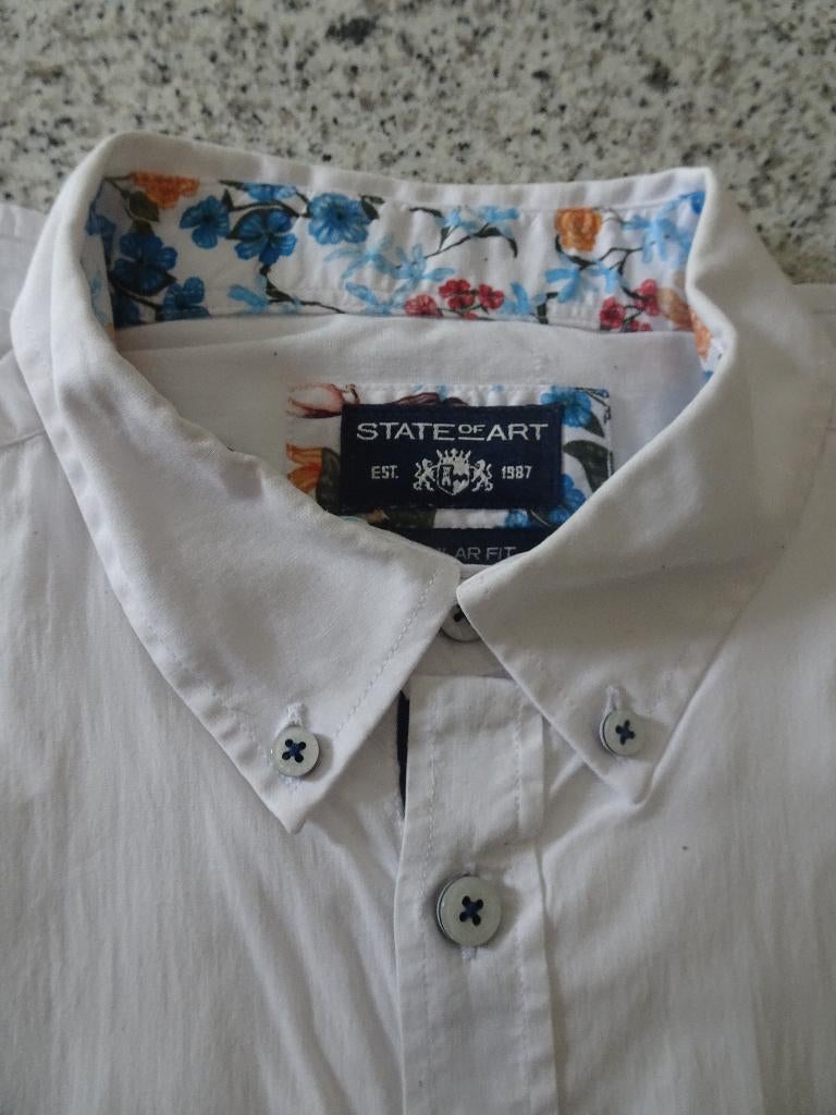 chemise blanche  hemd XL ou 44 courtes manches impeccable, Kleding | Heren, Wit, Zo goed als nieuw, Halswijdte 43/44 (XL), Ophalen