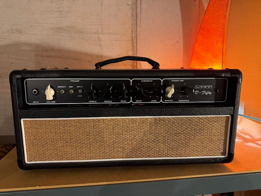 VHT D-Fifty (D-50) versterker, Ophalen, Nieuw, Gitaar, 50 tot 100 watt